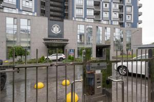 Budova, kde se aparthotel nachází