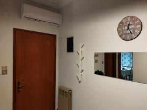 TV a/nebo společenská místnost v ubytování Meteoron Guesthouse