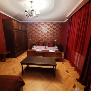 A bed or beds in a room at GIO-NIKA