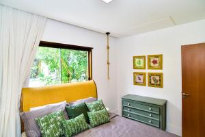 Katil atau katil-katil dalam bilik di Casa de Alto Padrão 6 Suítes +52 gambar