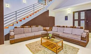 Posezení v ubytování Itsy Hotels Igloo Residency Raja Seat
