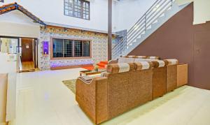 Posezení v ubytování Itsy Hotels Igloo Residency Raja Seat