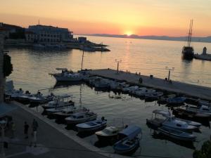 Fotografie z fotogalerie ubytování Apartments Ruža Vjetrova v destinaci Postira