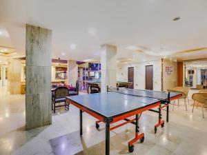 Stolní tenis v ubytování Grandeur De Sanchi- Luxury Beach Resort & Spa nebo okolí