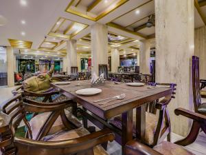 Restaurace v ubytování Grandeur De Sanchi- Luxury Beach Resort & Spa