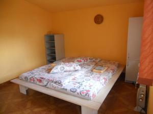 Billede fra billedgalleriet på Pension, Camping & Biker Station zur Deutschen Eiche i Ciocăneşti