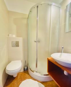 Imagen de la galería de Zajazd Jonatan, en Czernin 14 fotos más