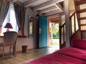 Posezení v ubytování Les Loges de l'Ecomusée D'Alsace + 37 fotografií