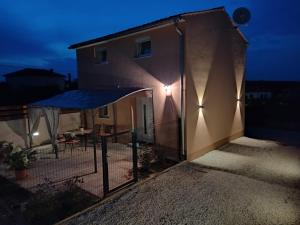 Fotografia z galérie ubytovania Holiday home Silva v destinácii Peruški