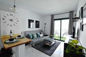 Posezení v ubytování Holyhome grey 204