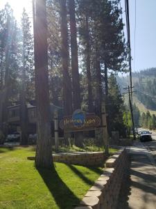 Foto dalla galleria di Heavenly Valley Townhouses a South Lake Tahoe