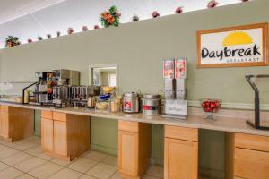 Gallery image of Days Inn by Wyndham Asheville West in Candler