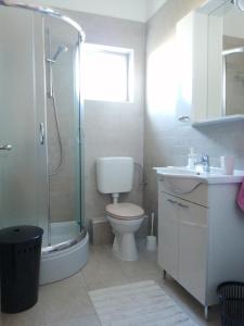 Villa Luce Apartment House tesisinde bir banyo