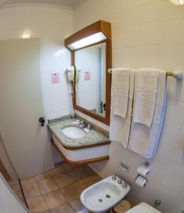 Kúpeľňa v ubytovaní Cosmos Hotel + 28 fotografií