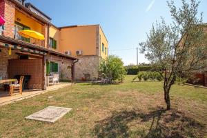 Zahrada ubytování Apartment Rampin in Gedici
