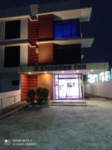 Gallery image of 8 Zhensen Inn in Bacoor