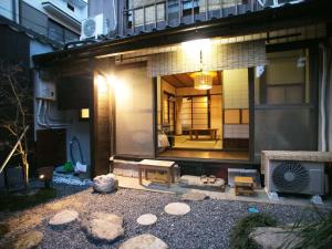 Zdjęcie z galerii obiektu Guesthouse HANA Nishijin w mieście Kioto