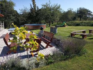 Zahrada ubytování Holiday House Adrelot