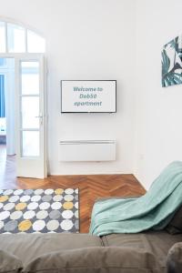 A bed or beds in a room at Free Parking - DOB50 spacious apartment - 2 separate bedroom, 5 people, AC, WIFI