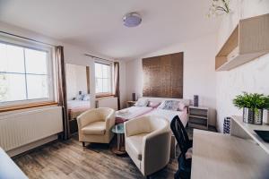 Posedenie v ubytovaní Point Pension