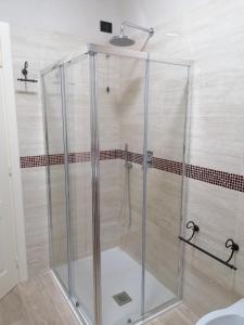 A bathroom at B&B VILLA PREZIOSA LAGO MAGGIORE