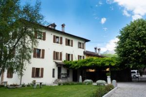 Vonkajšia záhrada v ubytovaní Villa Perale: la tua casa alle pendici delle Dolomiti