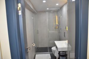 Koupelna v ubytování VAMA TAKSİM Hotel