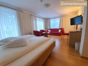 TV a/nebo společenská místnost v ubytování Hotel-Gasthof Mauthäusl