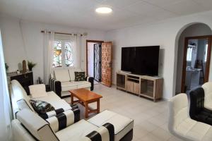 Fotografie z fotogalerie ubytování Tropical Paradise Villa in Torrevieja v destinaci Torrevieja