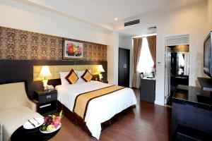 Gallery image of New Era Hotel & Villa in Hanoi