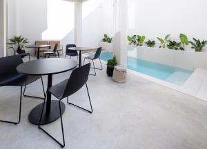 Posedenie v ubytovaní YOURS boutique stay