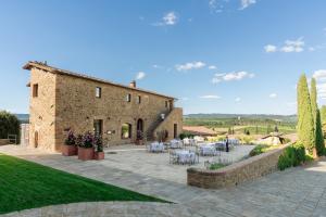 Foto dalla galleria di Castello Banfi - Il Borgo a Montalcino