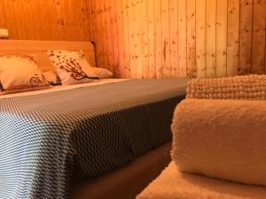 Zdjęcie z galerii obiektu Cabaña JARA Y ENEBRO w Madrycie