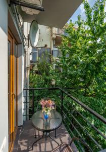 Balkon oz. terasa v nastanitvi Constant Tbilisi
