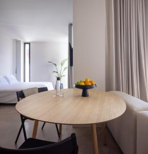 Posteľ alebo postele v izbe v ubytovaní YOURS boutique stay