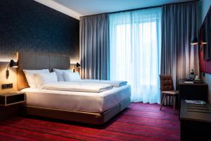 Voodi või voodid majutusasutuse Kb Hotel toas +37 fotot