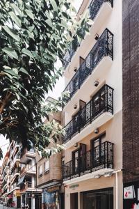 Gallery image of GBH Hotel-Apartamentos Posidonia in Benidorm