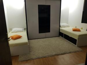 Postel nebo postele na pokoji v ubytování FARAON pn 3