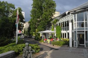Zahrada ubytování ACHAT Hotel Suhl