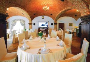 Μια τηλεόραση ή/και κέντρο ψυχαγωγίας στο Hotel Nowodworski