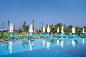Бассейн в Liberty Fabay - Ultra All Inclusive или поблизости