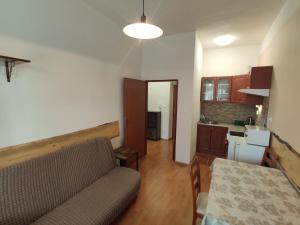 Kuchyň nebo kuchyňský kout v ubytování Apartmán Viky, Karlovice 251, 79323 Karlovice
