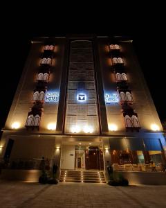 Bangunan di mana terletaknya hotel