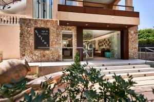 Budova, v ktorej sa apartmánový hotel nachádza