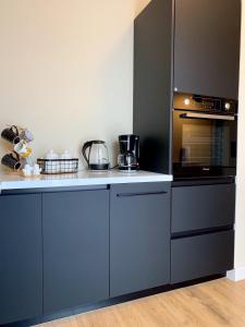 Fotografia z galérie ubytovania SIMONE LUXURY SUITE, Central Modern Apartment 82sqm with Terrace v destinácii Tripoli