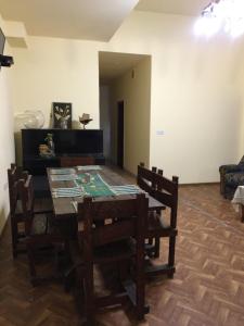 Istumisnurk majutusasutuses Kataryn Hostel
