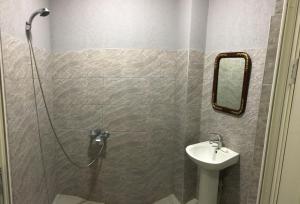 Vannituba majutusasutuses Kataryn Hostel