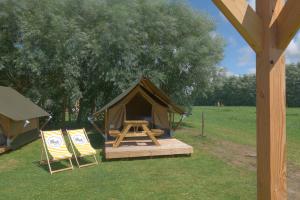 Zahrada ubytování Nomad Knokke