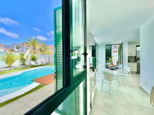 Bazén v ubytování Taucho - private, heatable pool, BBQ, 4 bedrooms - Vivienda vacacional nebo v jeho okolí