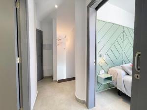 Postel nebo postele na pokoji v ubytování Taucho - private, heatable pool, BBQ, 4 bedrooms - Vivienda vacacional
